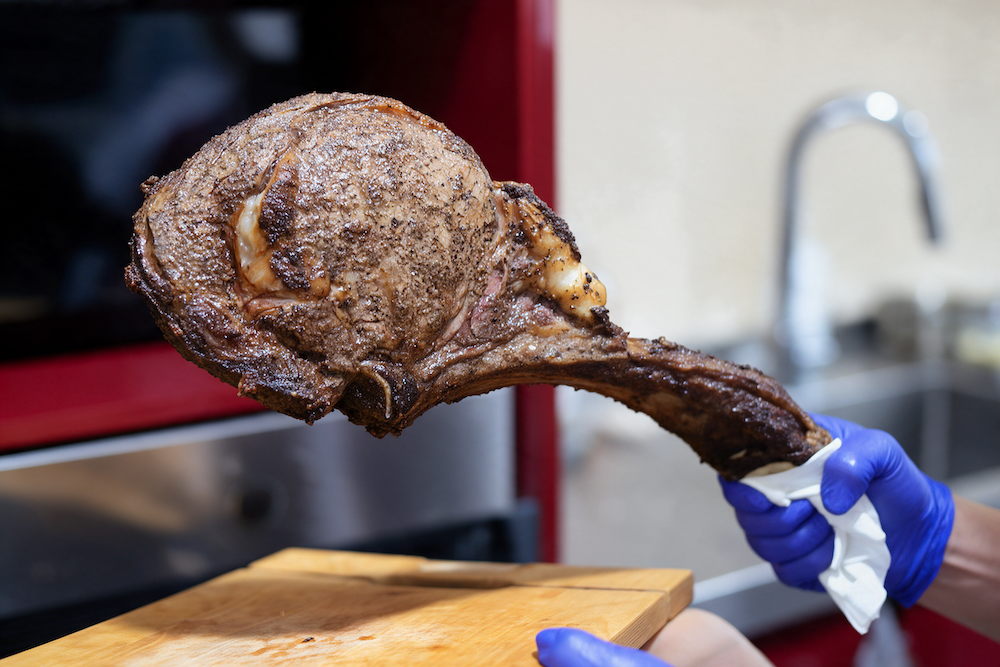 MEATLOVERS WAGYU TOMAHAWK | IMPERIAL BLOSSOM BEEF TOMAHAWK
